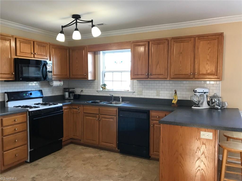 6033 Old Plank Road High Point, NC 27265 - Photo 3 of 24 Gallery Image 3