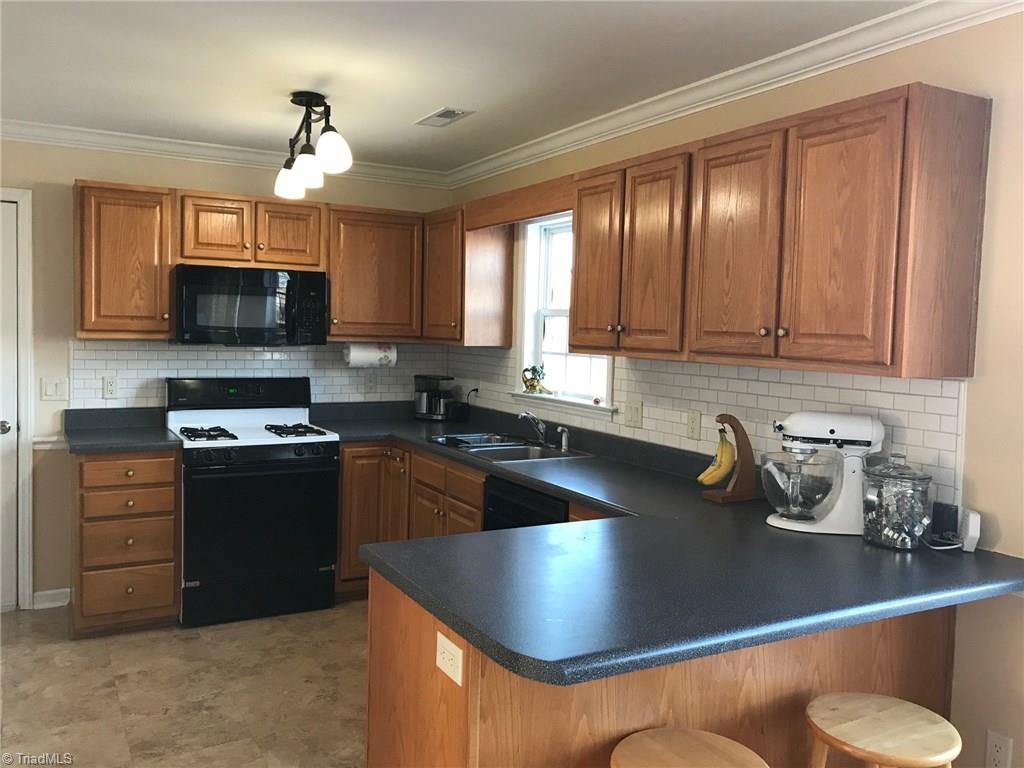6033 Old Plank Road High Point, NC 27265 - Photo 4 of 24 Gallery Image 4