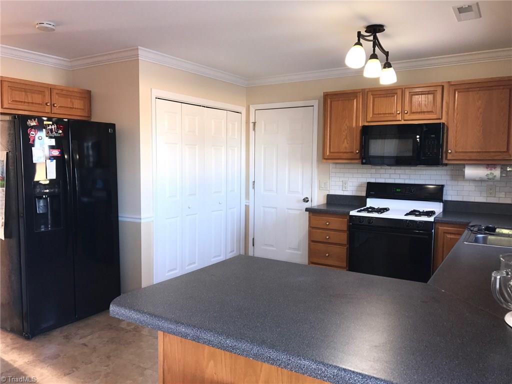 6033 Old Plank Road High Point, NC 27265 - Photo 5 of 24 Gallery Image 5