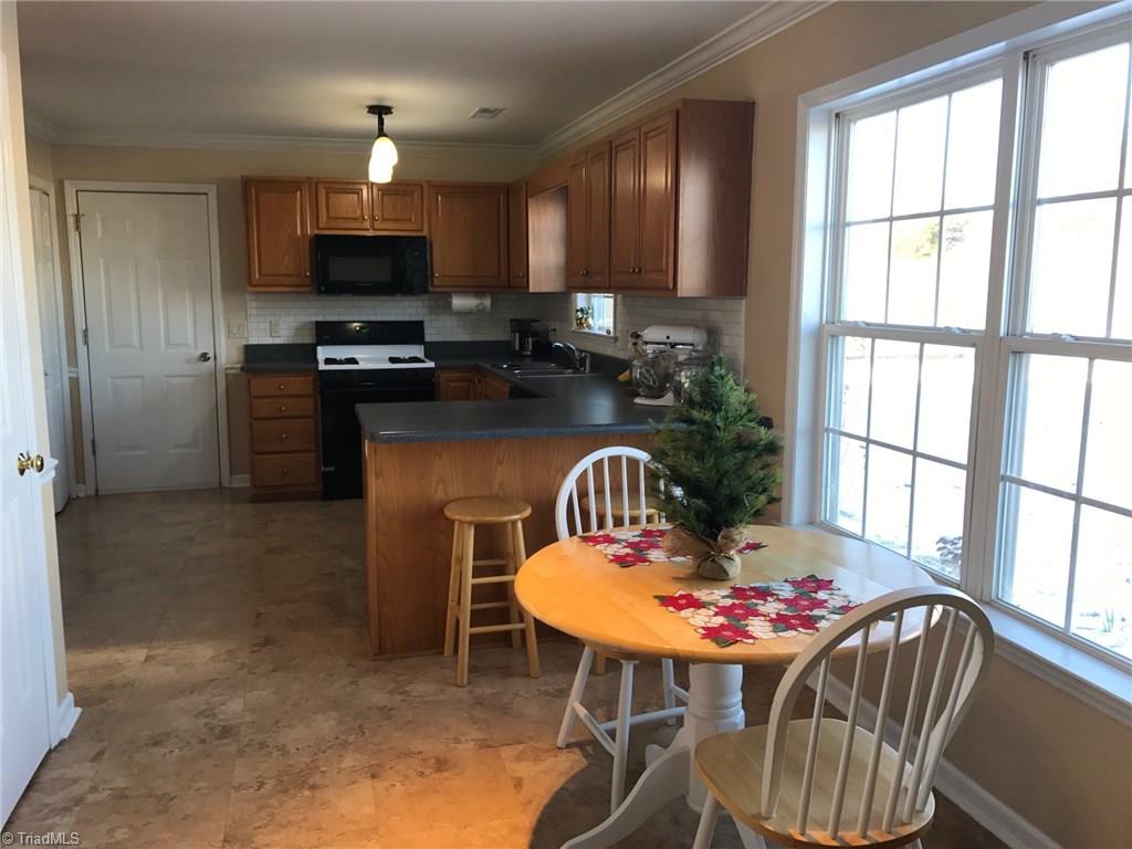 6033 Old Plank Road High Point, NC 27265 - Photo 6 of 24 Gallery Image 6