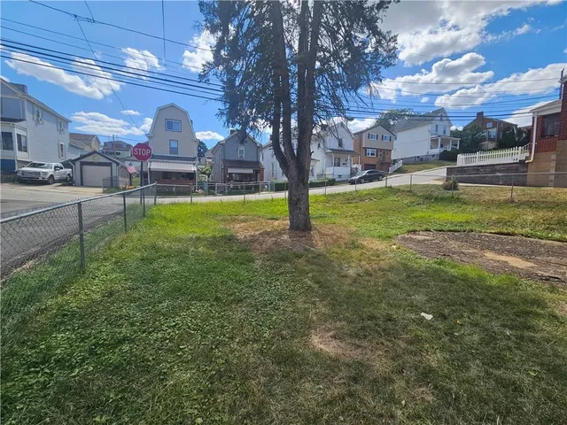 $95,000 | 147 Lea Street, Homestead, PA 15120