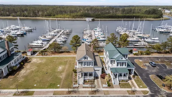 $1,098,000 | 365 Harborside Drive, Oriental, NC 28571