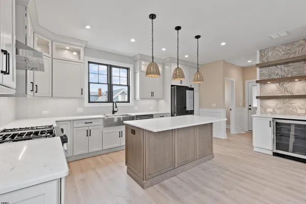 $2,450,000 | 34 North Essex Avenue, Margate City, NJ 08402