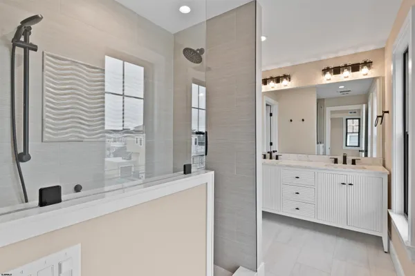 $2,450,000 | 34 North Essex Avenue, Margate City, NJ 08402