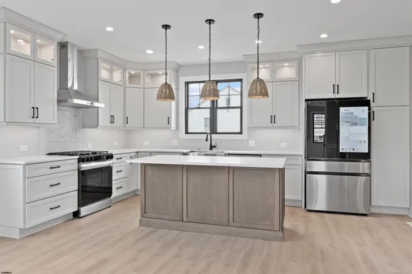 $2,450,000 | 34 North Essex Avenue, Margate City, NJ 08402