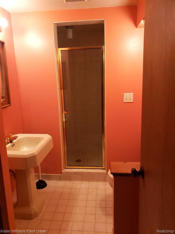 582 West Hamlin Road Rochester, MI 48307 - Photo 31 of 37