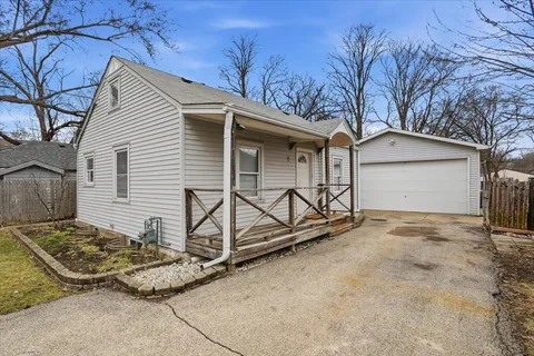 $199,000 | 35669 North Benjamin Avenue, Ingleside, IL 60041