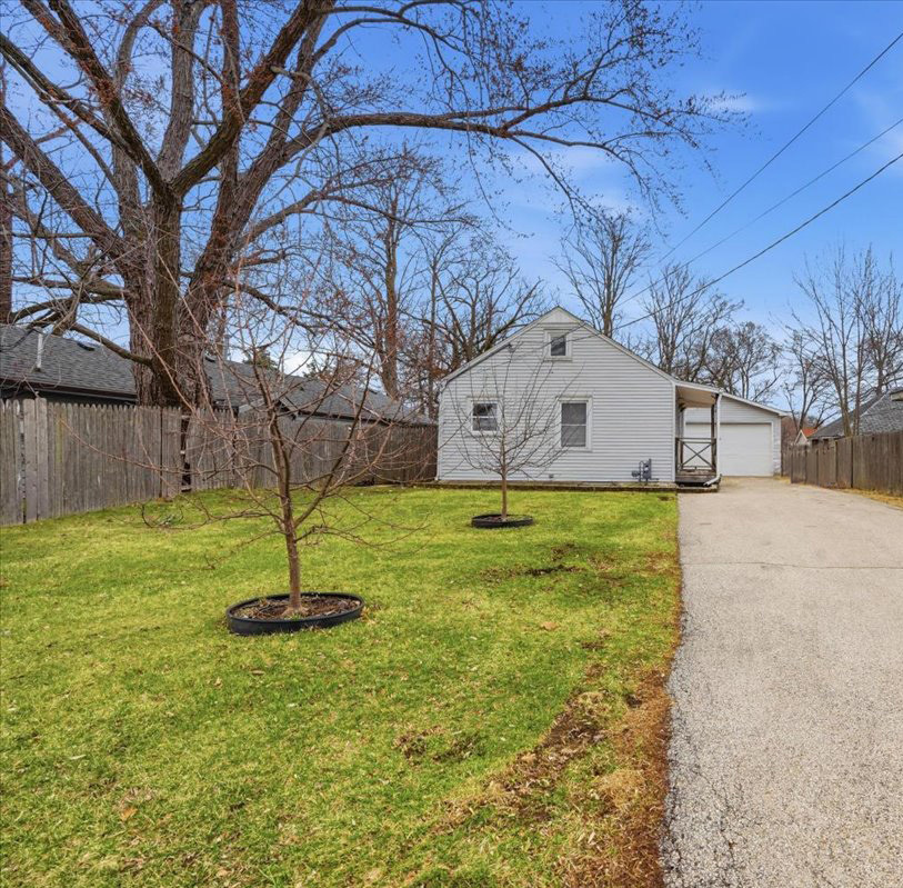 35669 North Benjamin Avenue Ingleside, IL 60041 - Photo 3 of 22