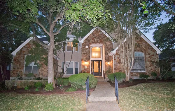 $874,500 | 17323 Fountain Bluff Drive, San Antonio, TX 78248