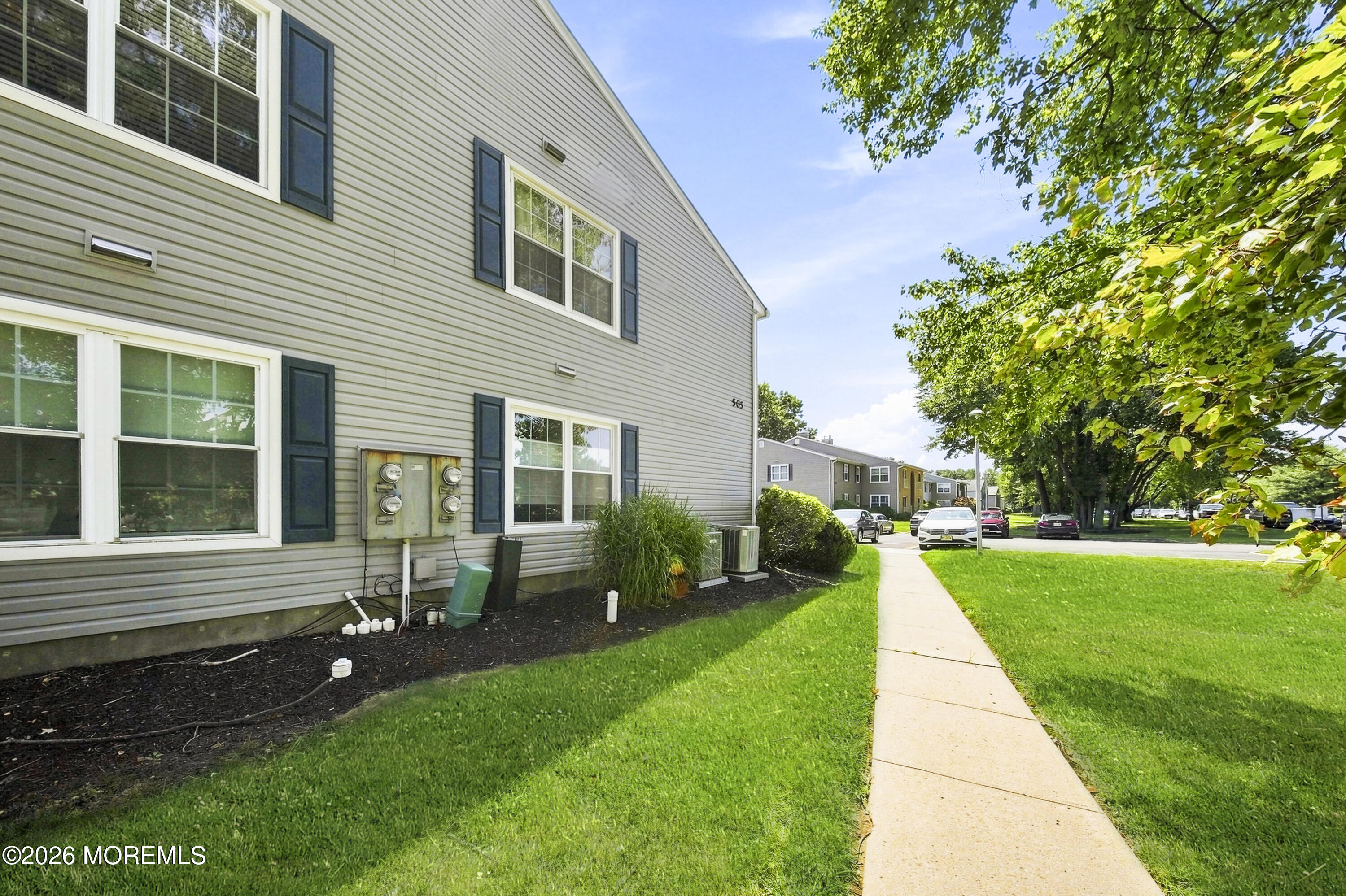 505 Harding Road, Unit 3 Freehold, NJ 07728 - Photo 5 of 66 22-print-DSC00099