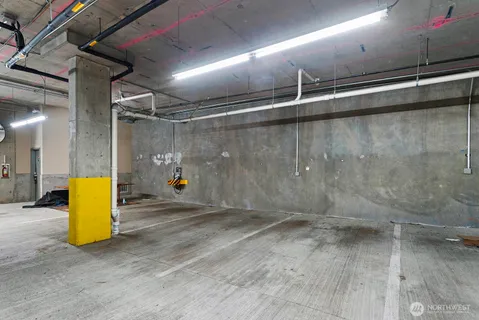 $995,000 | 745 Bellevue Avenue East, Unit 401, Seattle, WA 98102