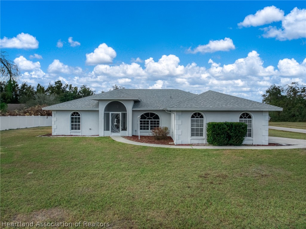 200 Maple Lane Sebring, FL 33876 - Photo 1 of 43
