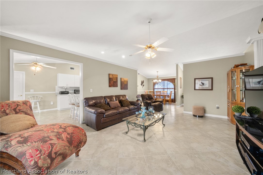200 Maple Lane Sebring, FL 33876 - Photo 8 of 43