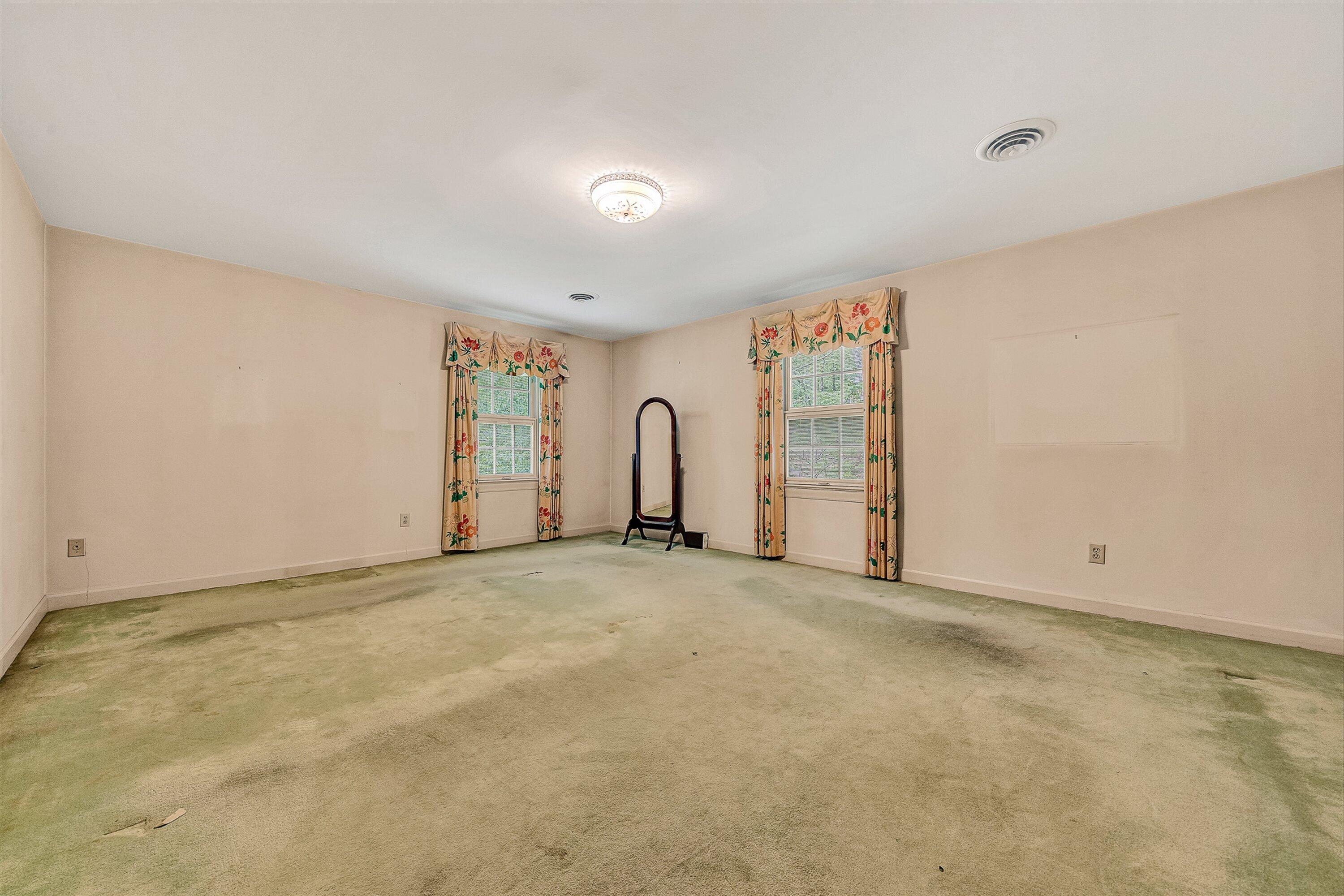 5206 Falcon Ridge Road Roanoke, VA 24018 - Photo 19 of 38 19-VM-06846