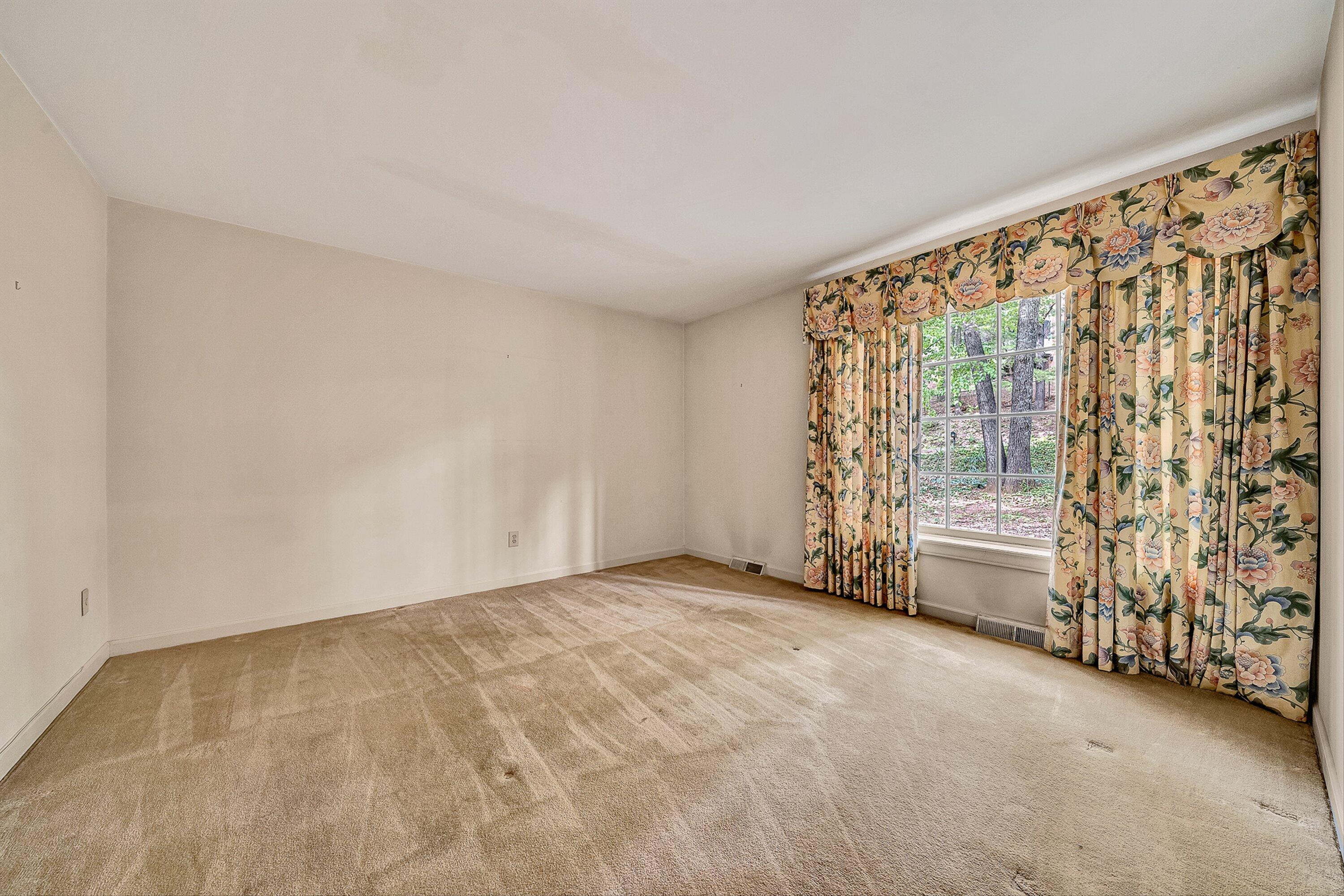 5206 Falcon Ridge Road Roanoke, VA 24018 - Photo 6 of 38 06-VM-06780