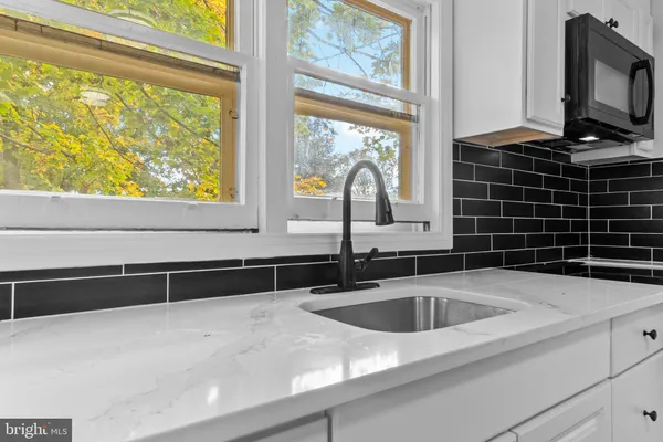 $575,000 | 280 Qtn Marlboro Road, Salem, NJ 08079