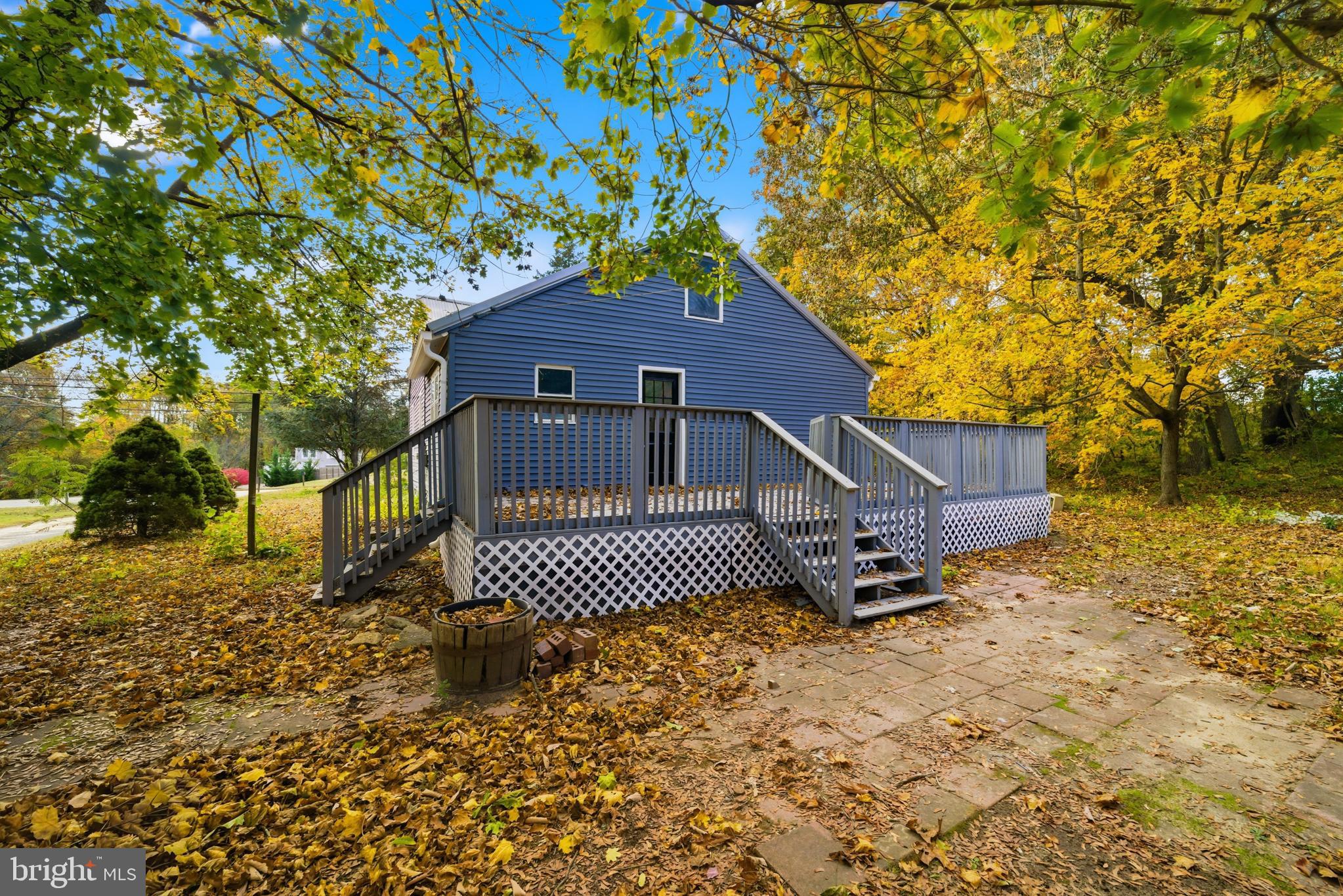 280 Qtn Marlboro Road Salem, NJ 08079 - Photo 2 of 37 a front view of a house with a yard