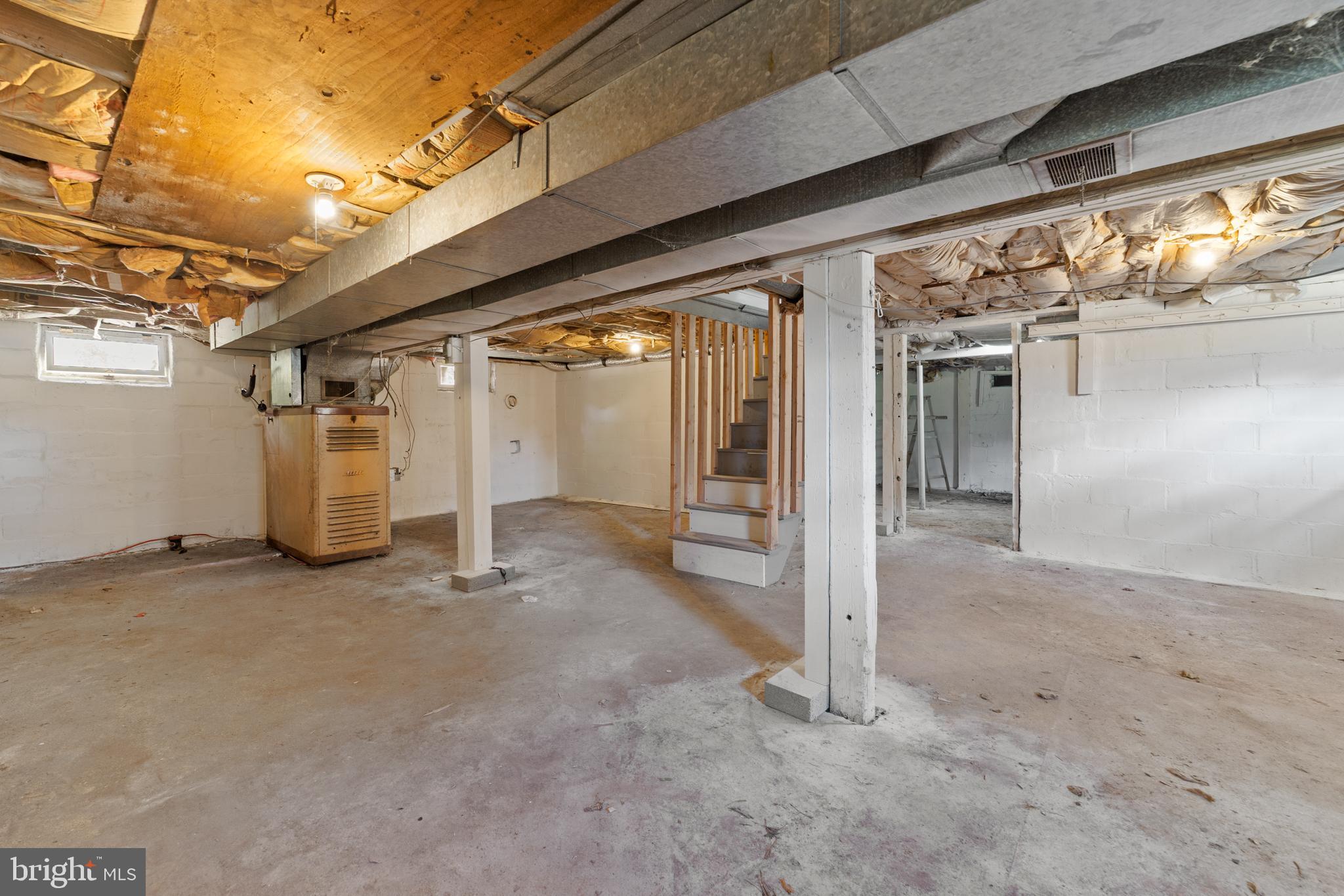 280 Qtn Marlboro Road Salem, NJ 08079 - Photo 30 of 37 a view of a big room with an empty space