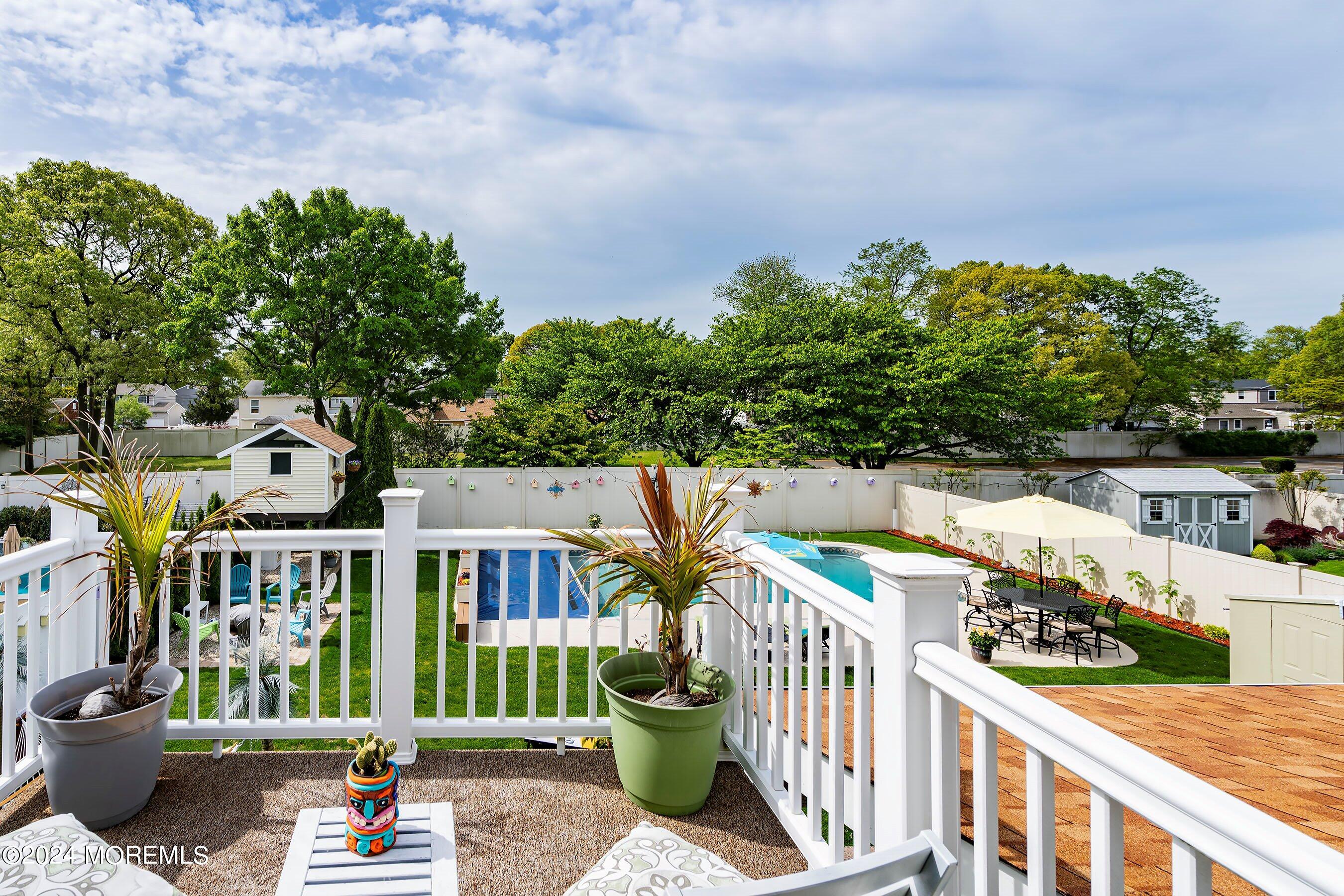 2208 N Road Point Pleasant, NJ 08742 - Photo 18 of 39 22-Rear Upper Deck 1