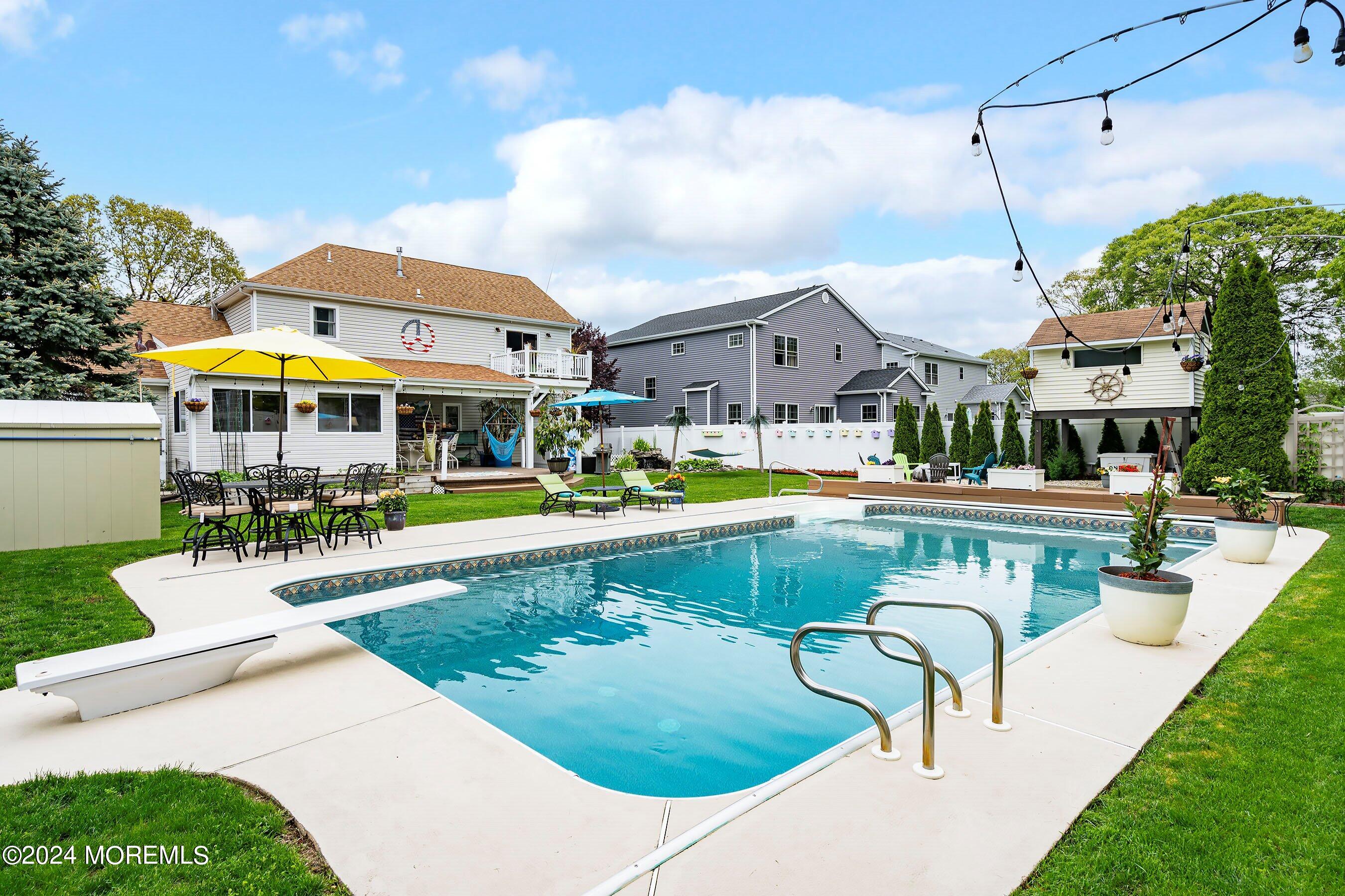 2208 N Road Point Pleasant, NJ 08742 - Photo 29 of 39 36-Pool Cover Open 1