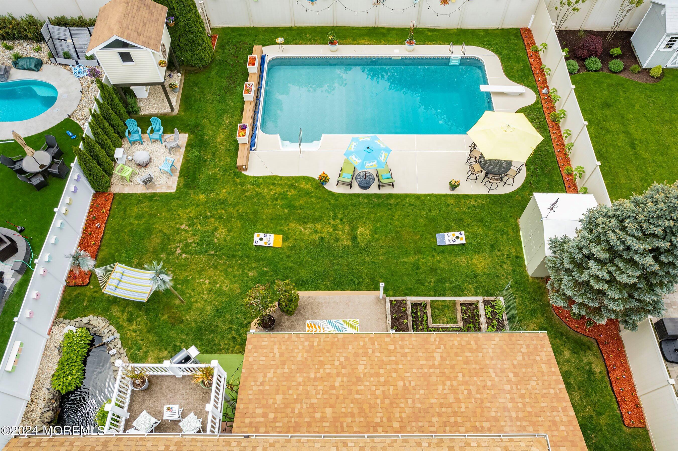 2208 N Road Point Pleasant, NJ 08742 - Photo 32 of 39 38-Over Rear Area 1