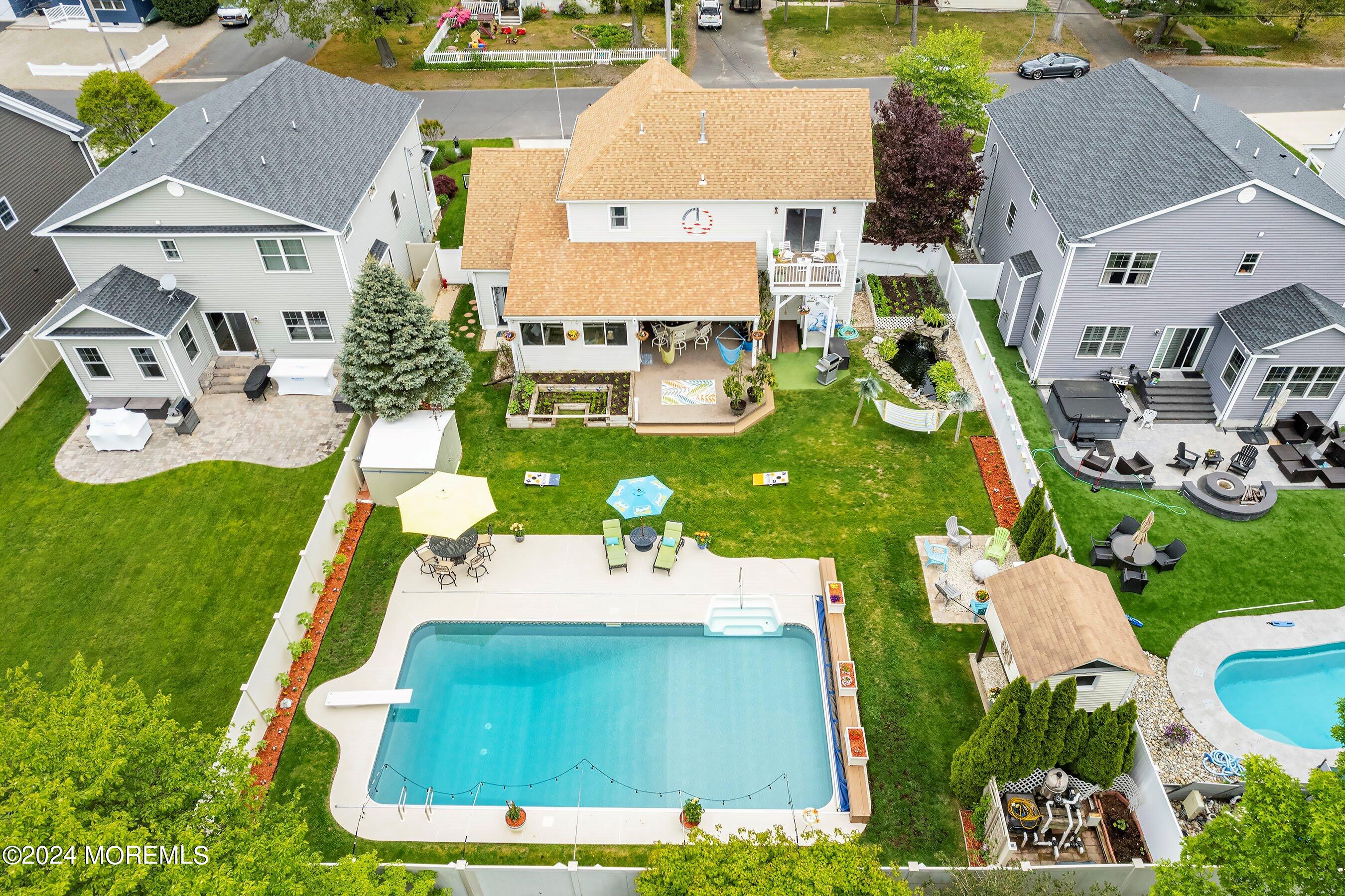 2208 N Road Point Pleasant, NJ 08742 - Photo 33 of 39 39-Rear 1