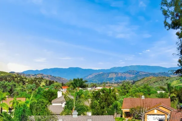 $1,148,000 | 5276 Triple Crown Drive, Bonsall, CA 92003