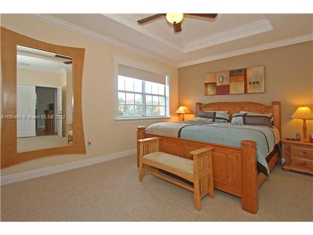 2430 Southwest 153rd Path Miami, FL 33185 - Photo 11 of 21 Gallery Image 11