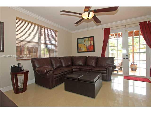 2430 Southwest 153rd Path Miami, FL 33185 - Photo 9 of 21 Gallery Image 9