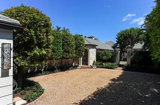 $75,000 | 118 Seaview Avenue, Palm Beach, FL 33480