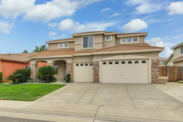 $799,000 | 9952 Benevento Way, Elk Grove, CA 95757