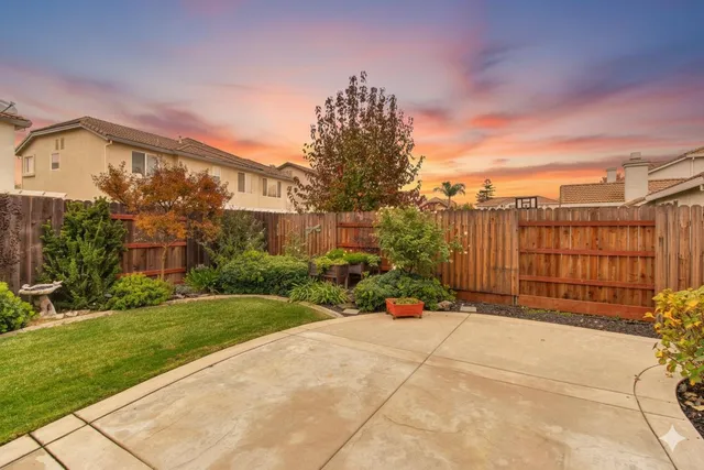 $799,000 | 9952 Benevento Way, Elk Grove, CA 95757