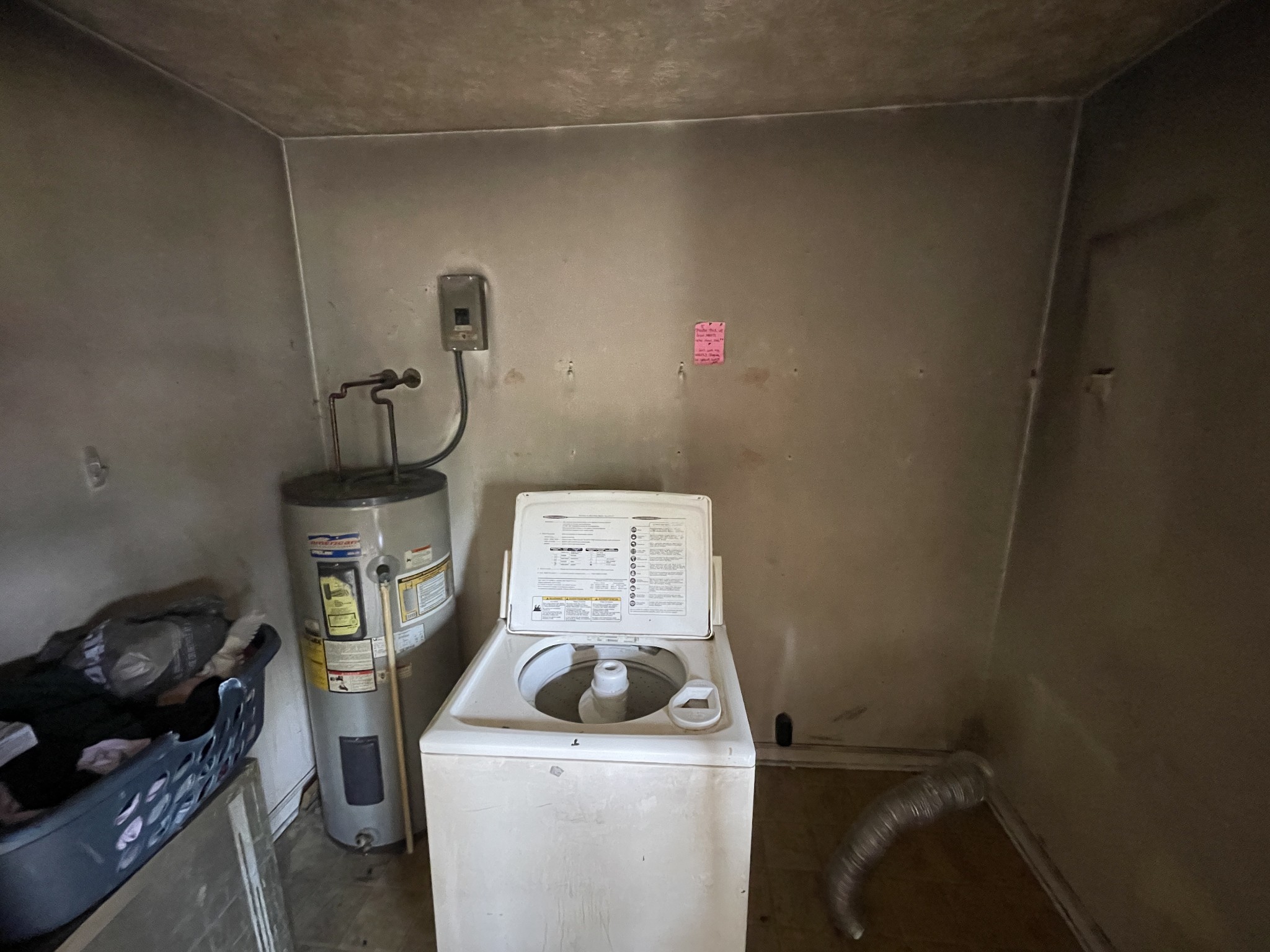 104 Pleasant Drive Smyrna, TN 37167 - Photo 17 of 17 a utility room with dryer and washer