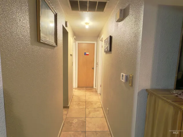 $299,000 | 336 Northwest 11th Avenue, Ontario, OR 97914