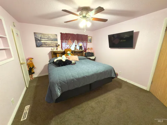 $299,000 | 336 Northwest 11th Avenue, Ontario, OR 97914