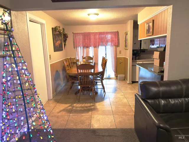 $299,000 | 336 Northwest 11th Avenue, Ontario, OR 97914