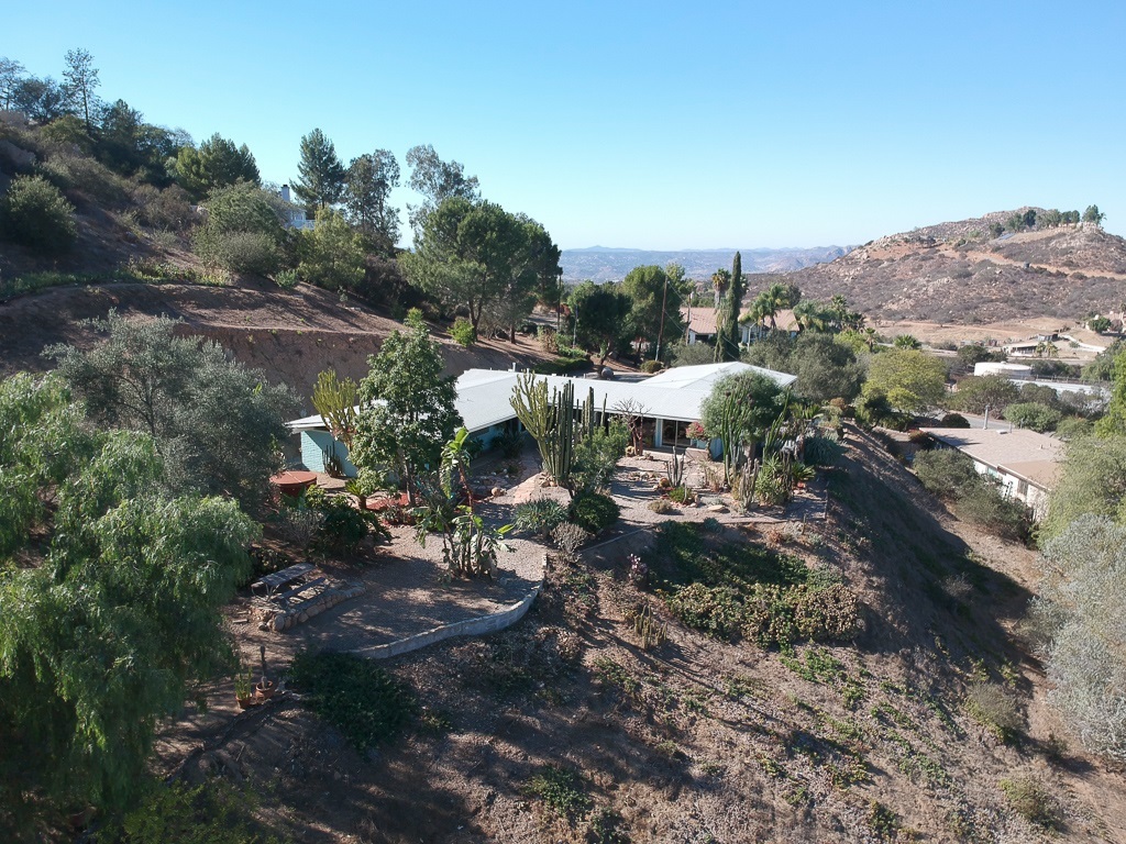 970 Old Mountain View Road El Cajon, CA 92021 - Photo 4 of 25