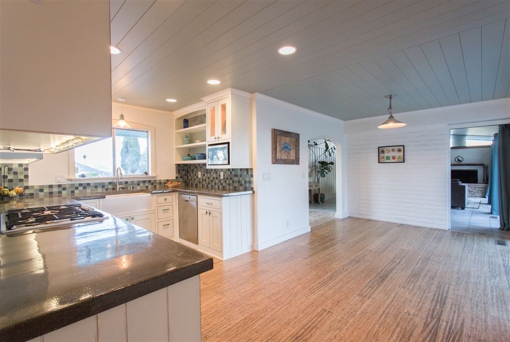 970 Old Mountain View Road El Cajon, CA 92021 - Photo 6 of 25