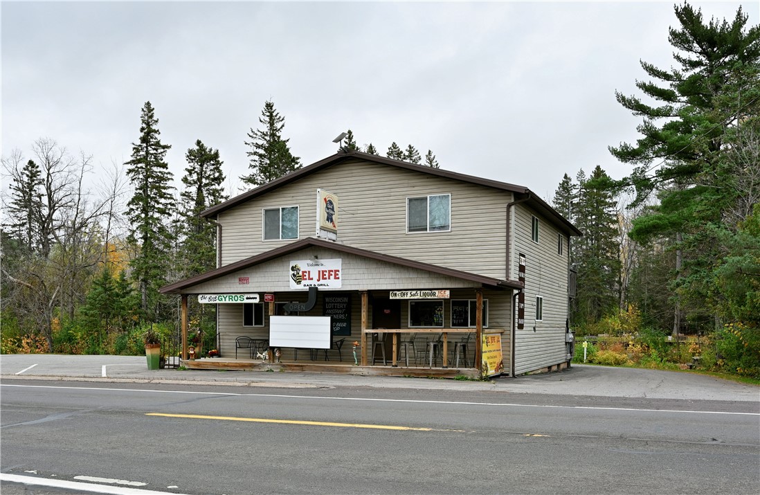 6098 Highway 35 Superior, WI 54880 - Photo 1 of 28