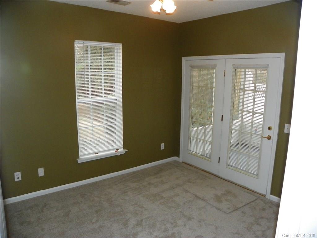 16611 Timber Crossing Road Charlotte, NC 28213 - Photo 15 of 23 Gallery Image 15