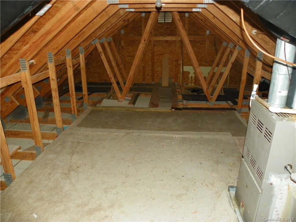 16611 Timber Crossing Road Charlotte, NC 28213 - Photo 20 of 23 Gallery Image 20
