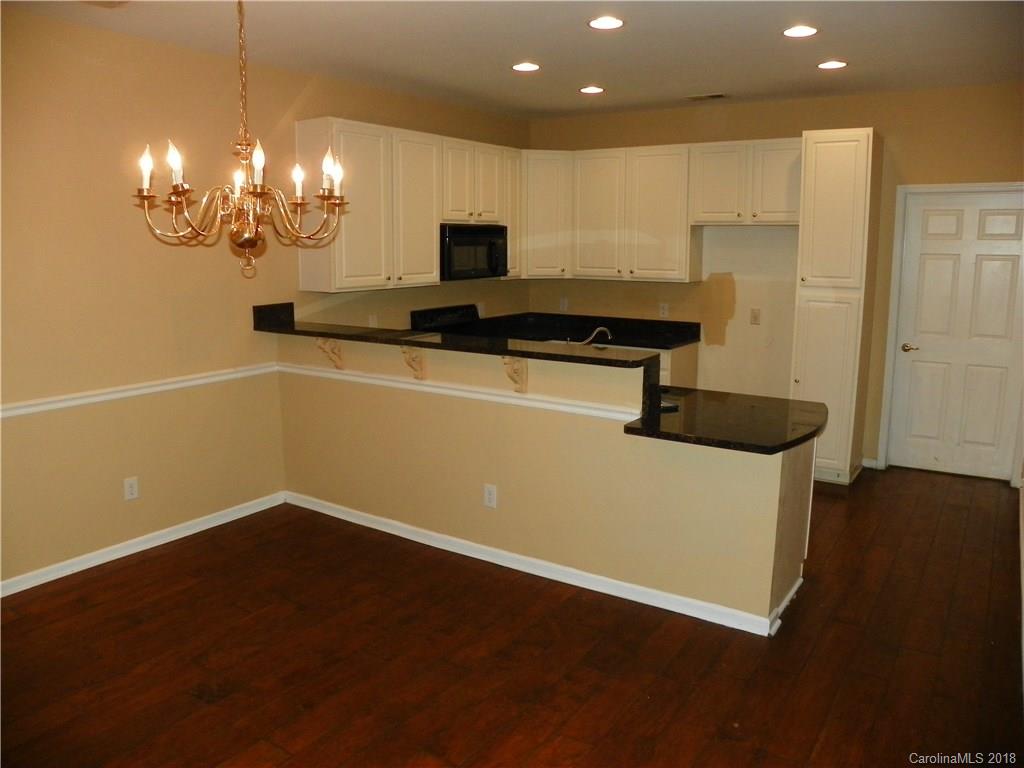 16611 Timber Crossing Road Charlotte, NC 28213 - Photo 9 of 23 Gallery Image 9