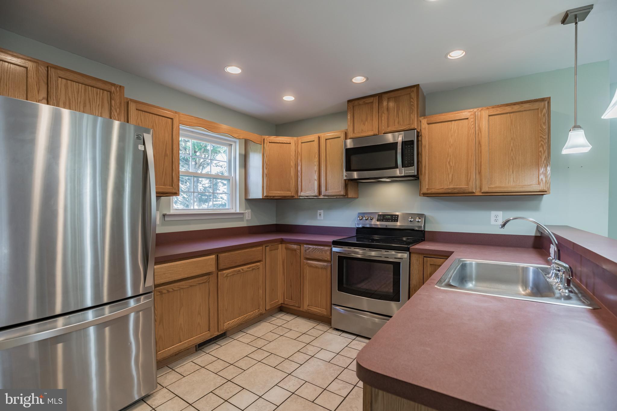 1755 Lottie Fowler Road Prince Frederick, MD 20678 - Photo 9 of 31 Kitchen - newer stainless steel applicances