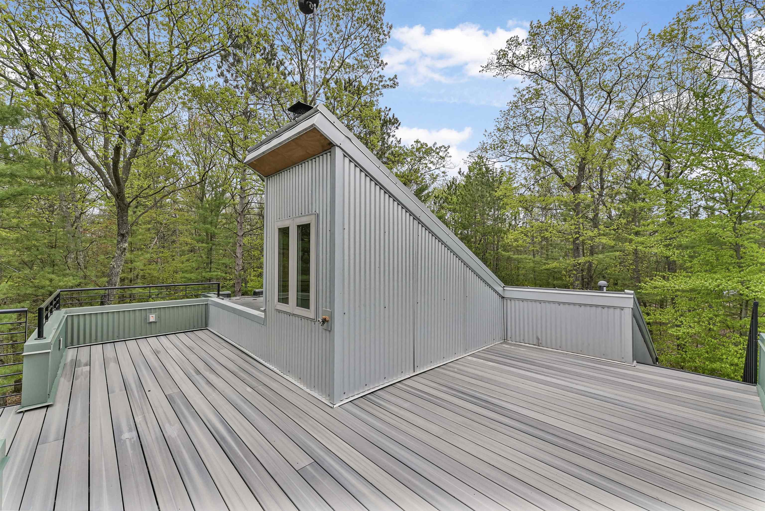 145 Fisher Road Traverse City, MI 49685 - Photo 20 of 35
