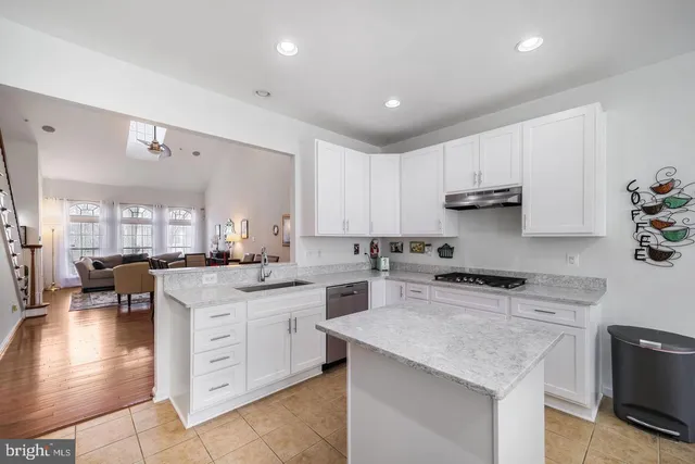 $3,800 | 2157 Vittoria Court, Unit 44, Bowie, MD 20721