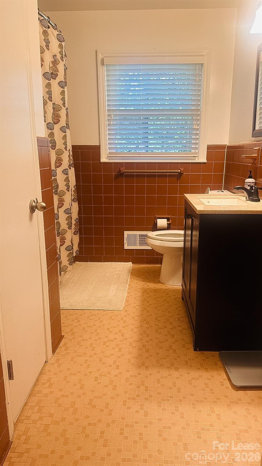 5320 Seacroft Road Charlotte, NC 28210 - Photo 15 of 17 Gallery Image 15