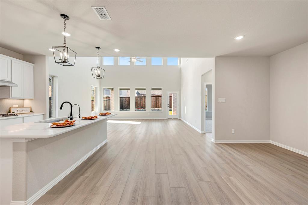 5033 Ressina Drive Aubrey, TX 76227 - Photo 13 of 40