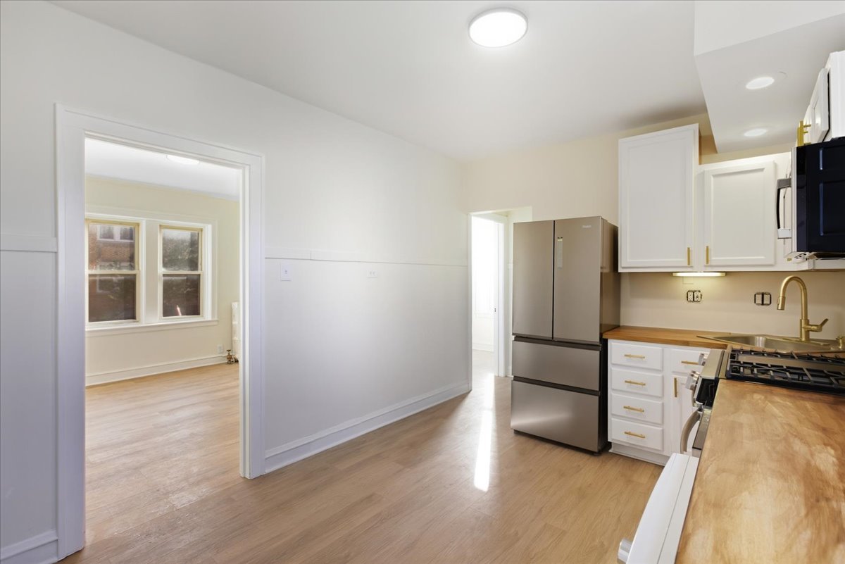 3214 North Linder Avenue, Unit 1 Chicago, IL 60641 - Photo 4 of 11