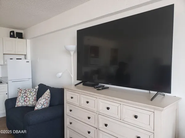 $1,799 | 800 North Atlantic Avenue, Unit 611, Daytona Beach, FL 32118