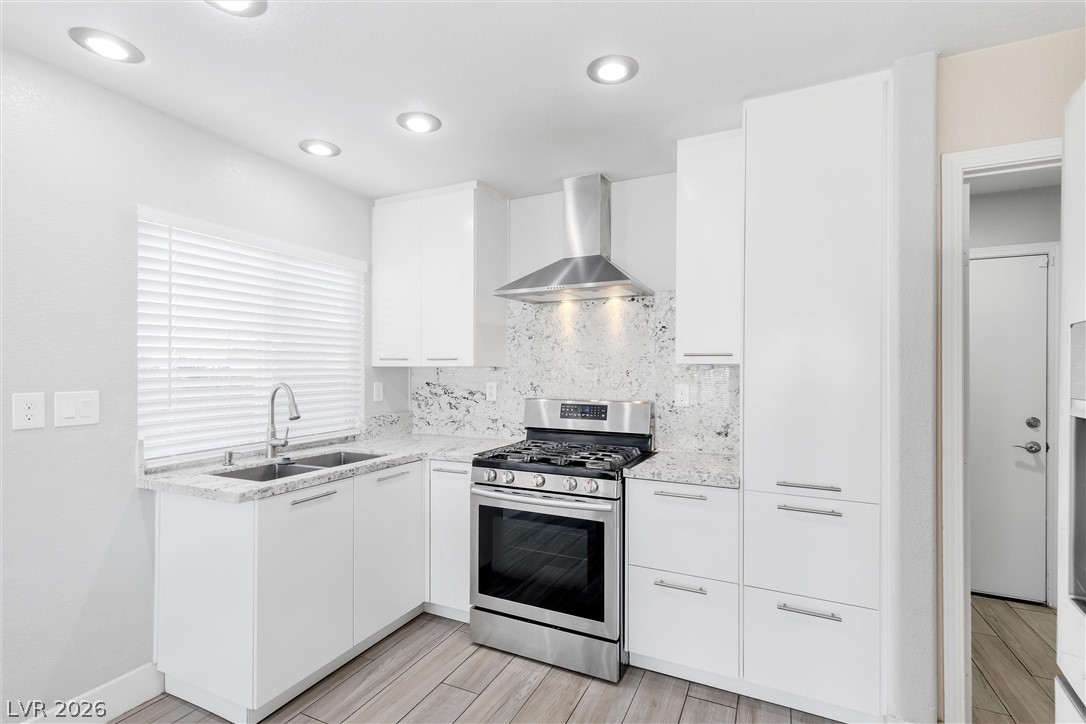 9 Rue Des Champs Henderson, NV 89074 - Photo 5 of 28